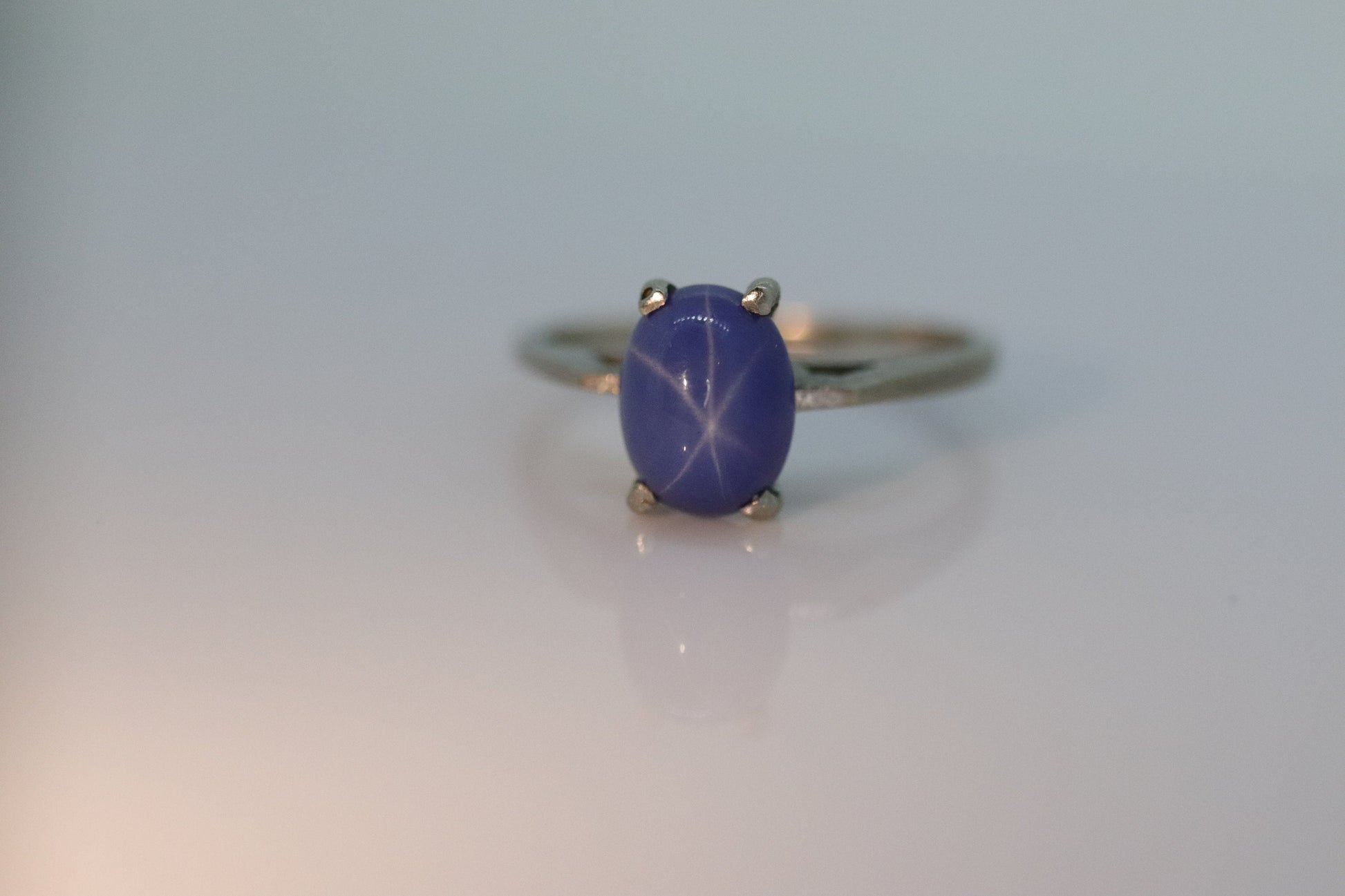 Linde Blue STAR Sapphire Solitaire ring. 10k White gold sapphire solitaire. Dainty Blue Star Sapphire Claw ring. st(72)
