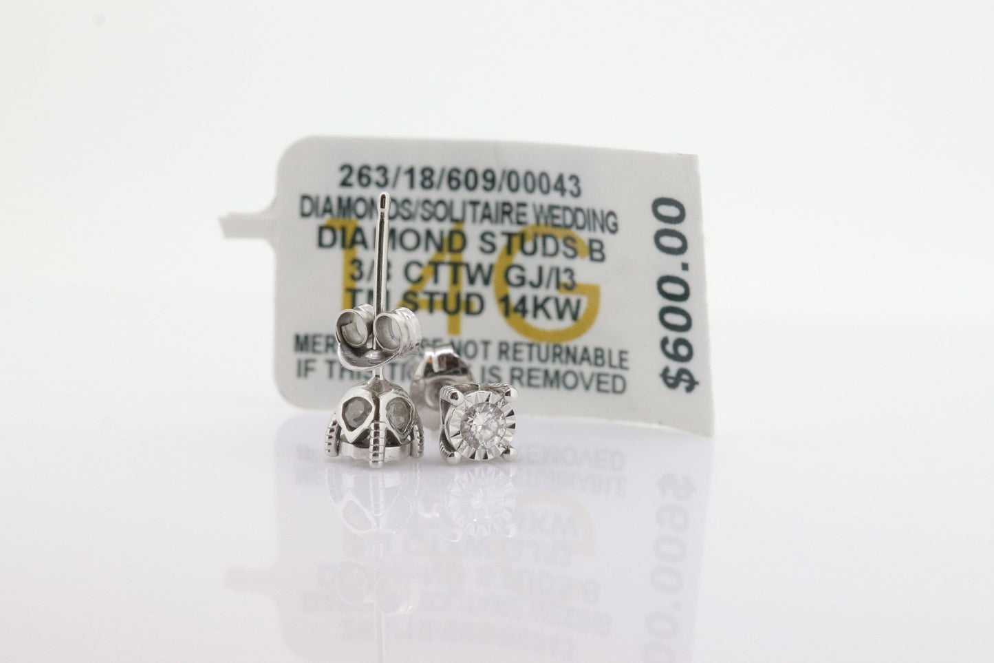 Diamond stud earrings. 14k Diamond Solitaire earrings. Diamond encrusted earrings. Certified. st(81)