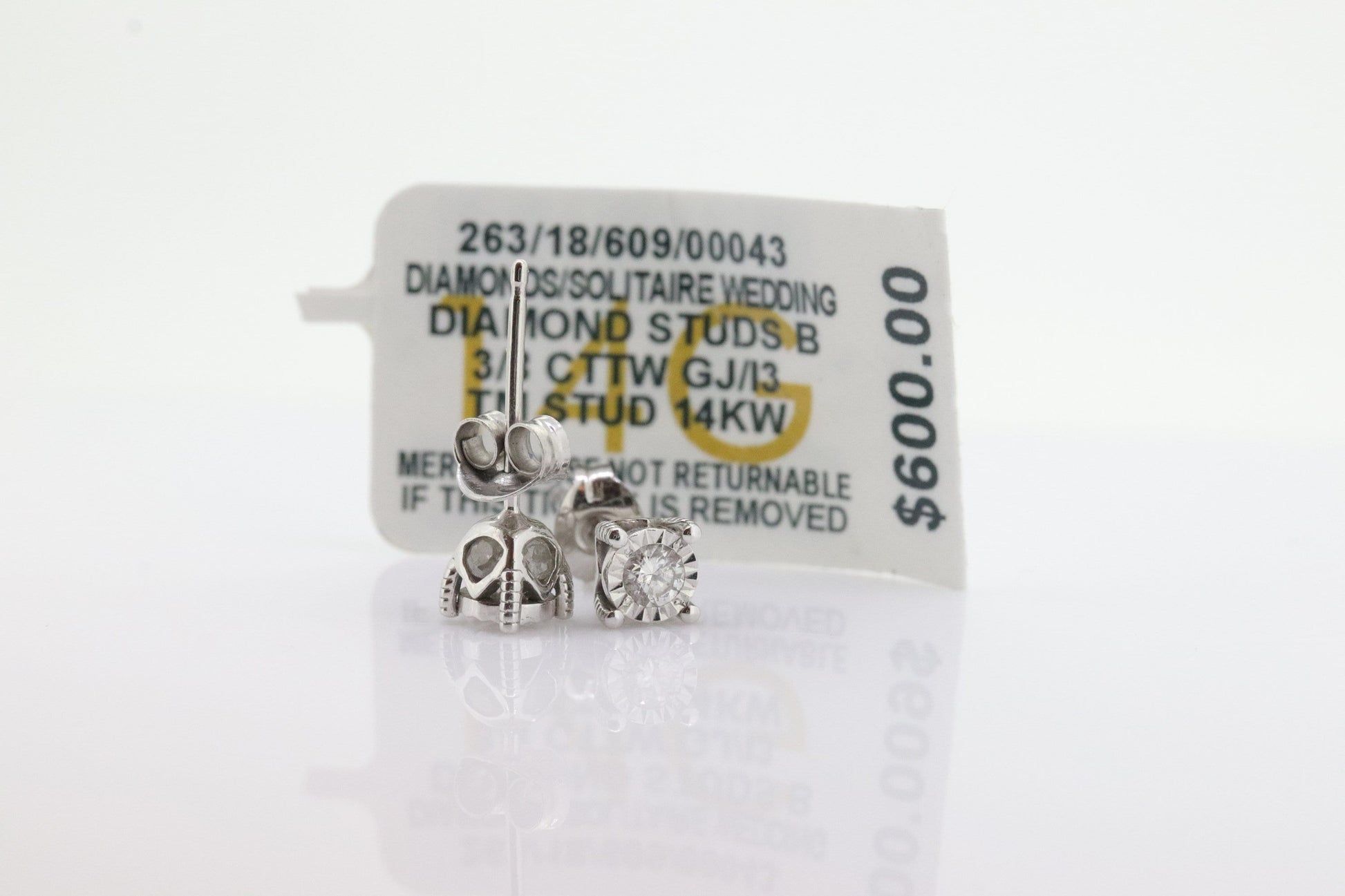 Diamond stud earrings. 14k Diamond Solitaire earrings. Diamond encrusted earrings. Certified. st(81)