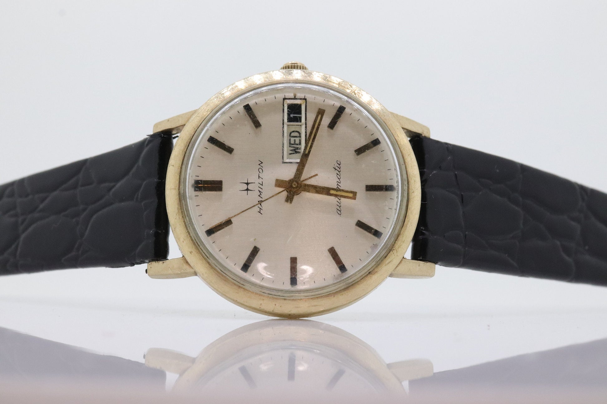 HAMILTON THIN o MATIC Watch. 14k Yellow Gold Round Hamilton wristwatch