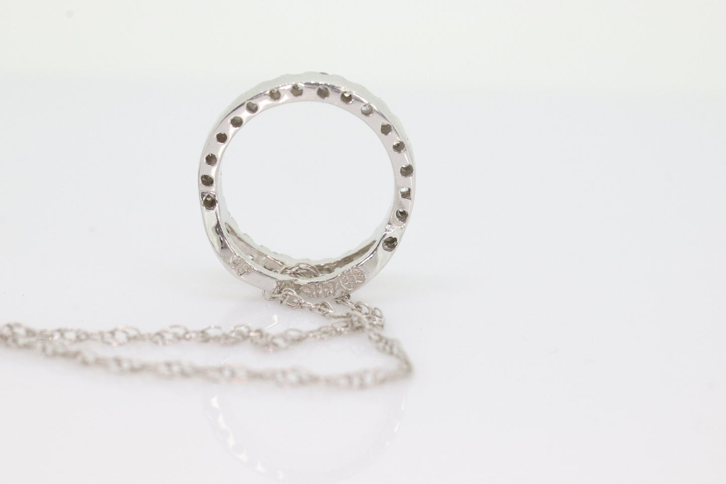 14K Diamond Circle of Life, Open Circle, Eternity Circle Diamond Pendant Necklace st(58)