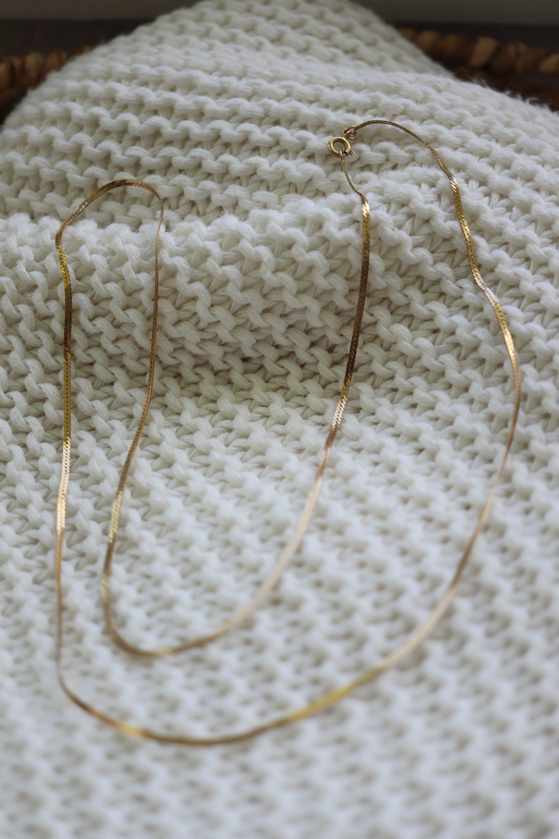 14k Herringbone Chain Necklace. 14k Yellow Gold Herringbone Long Chain. 2mm 30in 5.9gram st(41)