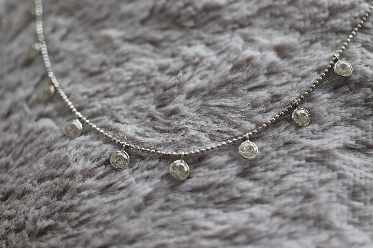 14k Bezel Gem Layered Necklace. Wonderful Diamond (CZ) Gem Necklace Chain. st(93/50)