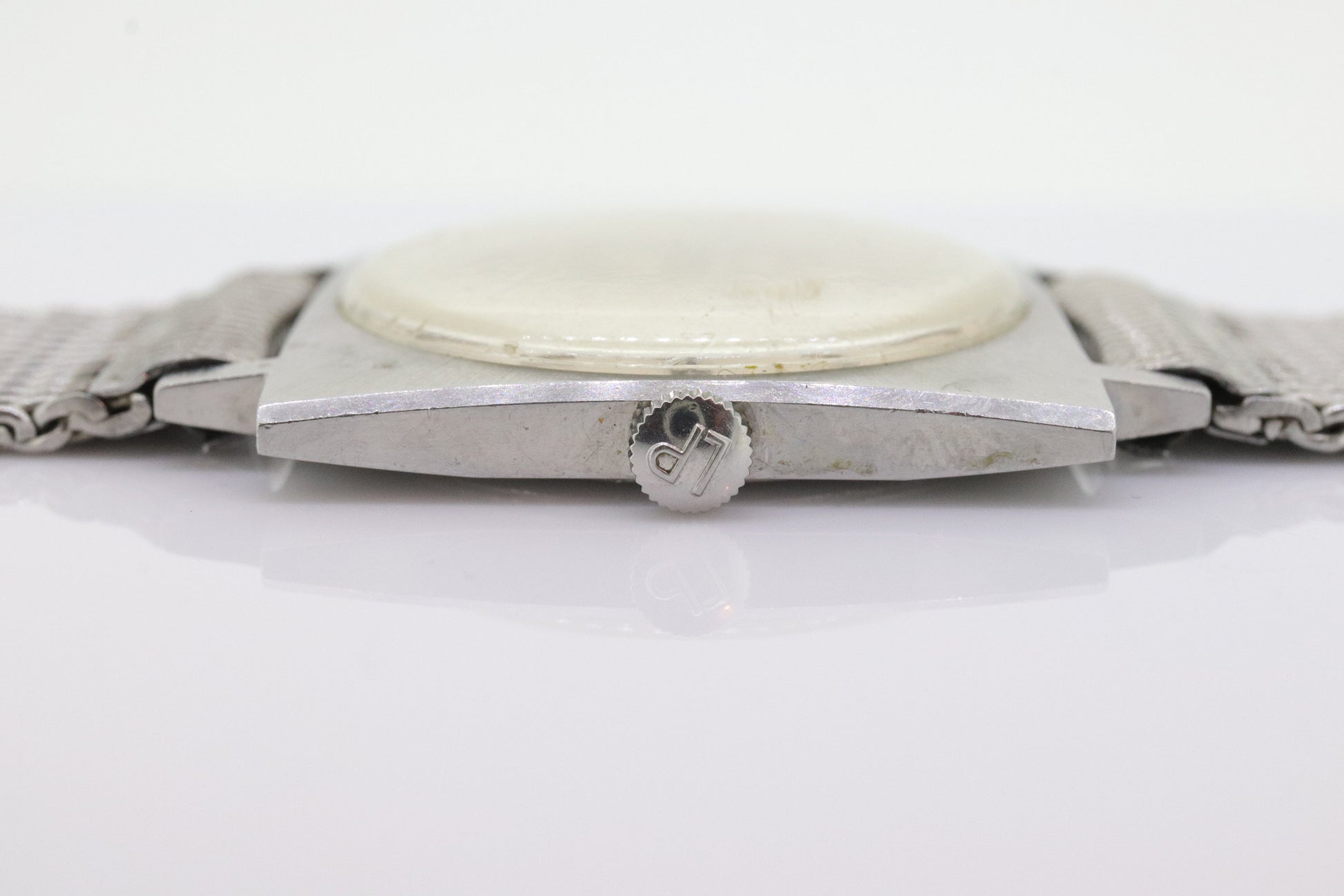 Lucien Piccard Square Tank Manual watch Mens. Stainless Steel. 72185 Windup.