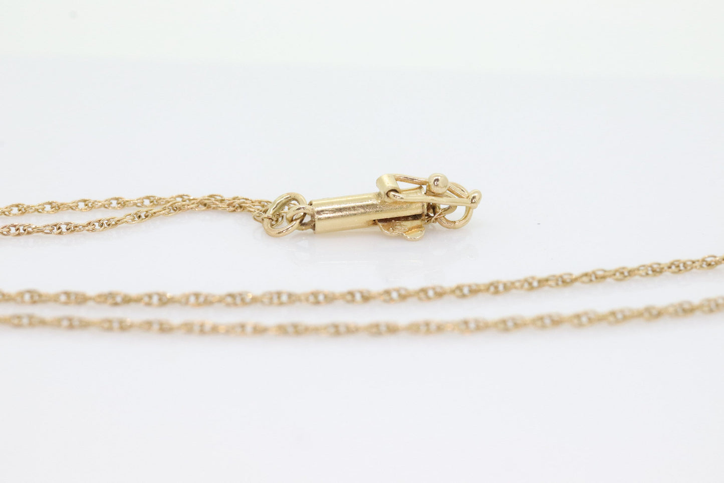 Pearl diamond pendant. 14k Pearl Genuine diamond halo pendant with cable necklace. Pearl Halo pendant Yellow gold. st(92)