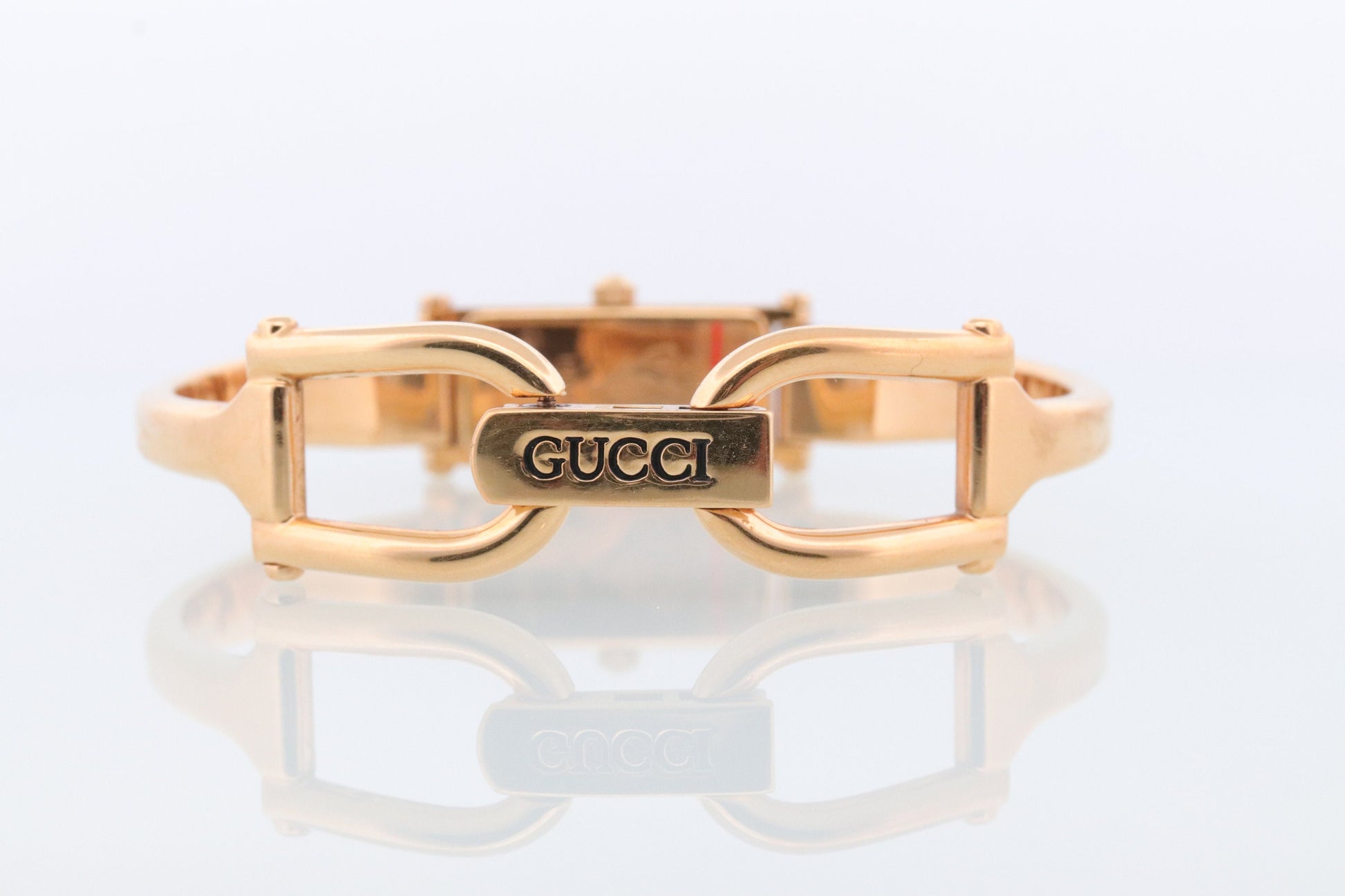 Vintage GUCCI 1500L Quartz Watch Timepiece. Gucci MOP Gold Tone Bangle Wrist Watch Ladies. st(55)
