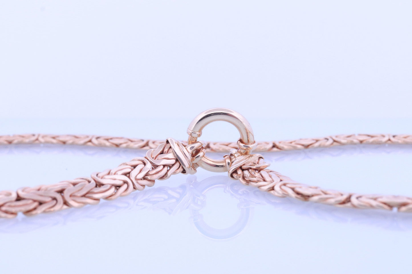 Heavy 14k Byzantine Necklace. 19.3grams 17in length. Flattened Byzantine Necklace. 14k yellow gold ITALY. stock (726)
