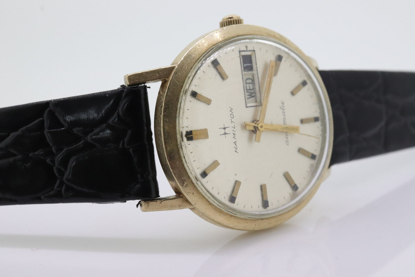 HAMILTON THIN o MATIC Watch. 14k Yellow Gold Round Hamilton wristwatch