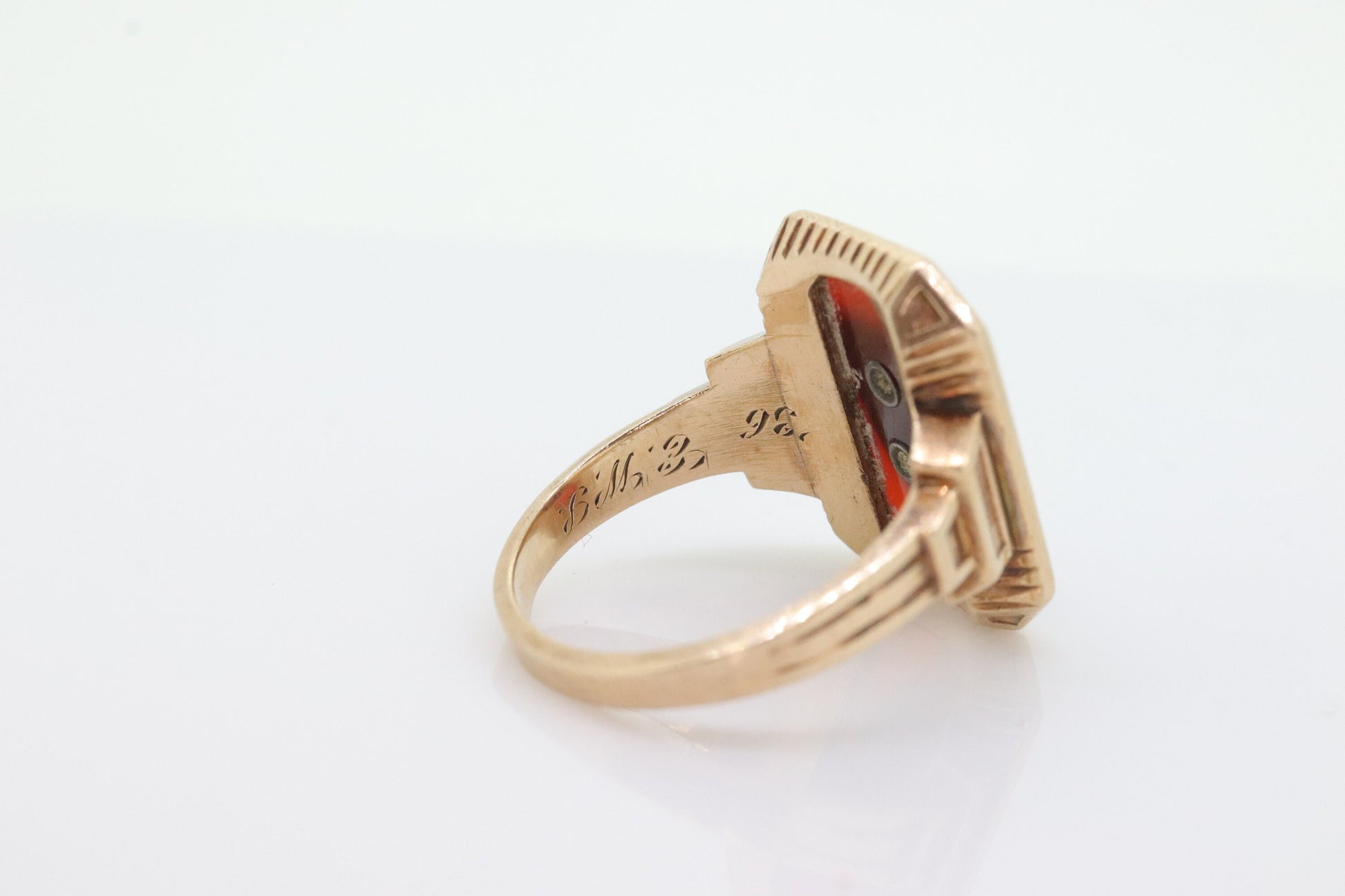 10k Crest ring. 10k Art Deco Carnelian Family Crest Shield ring. Square Carnelian Glass ring. st(112)