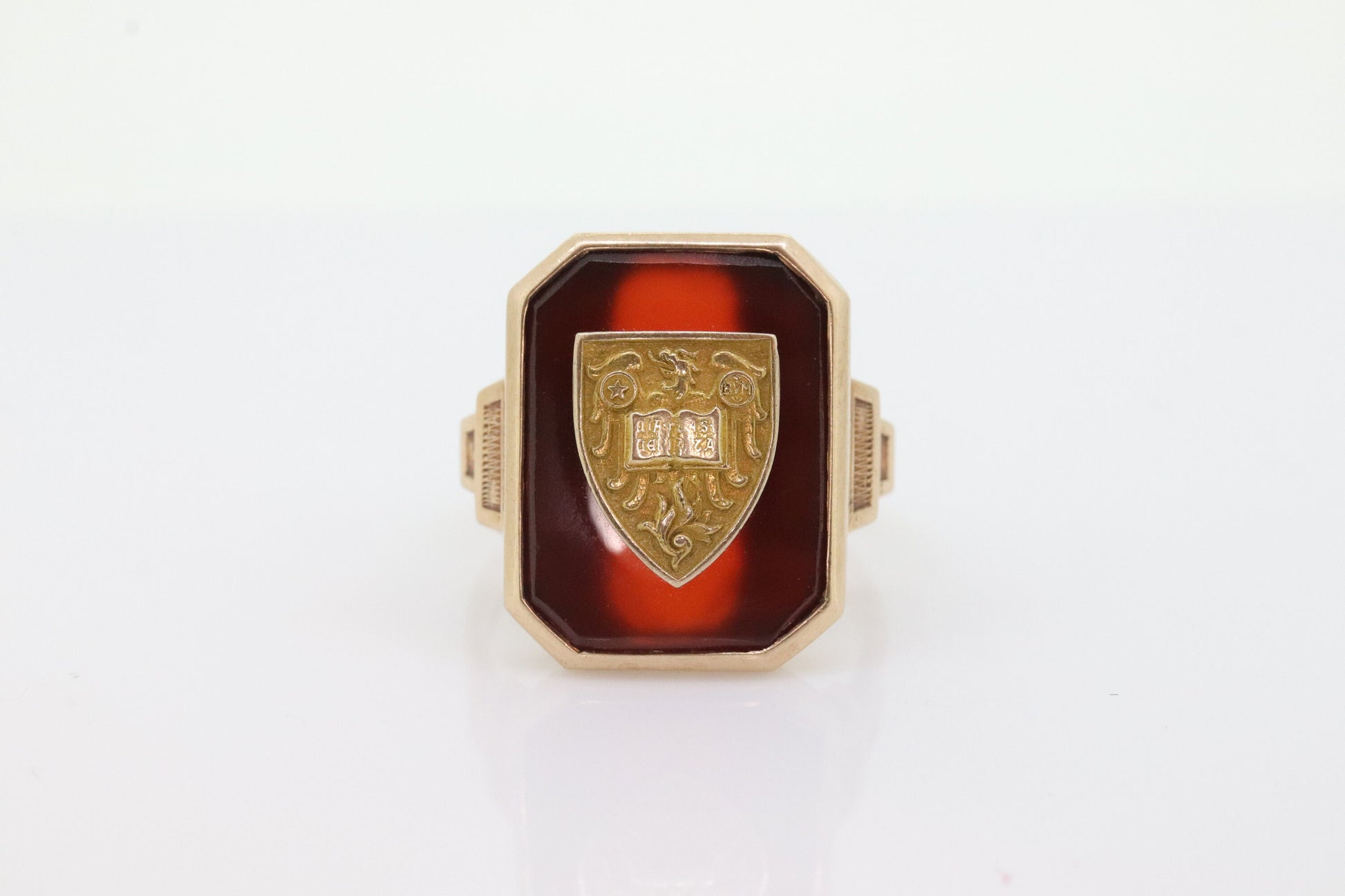 10k Crest ring. 10k Art Deco Carnelian Family Crest Shield ring. Square Carnelian Glass ring. st(112)