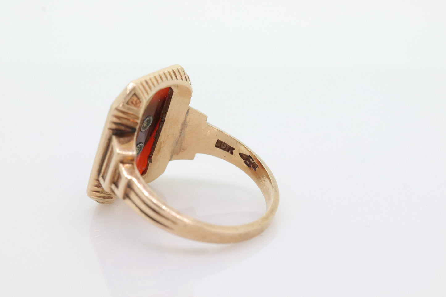10k Crest ring. 10k Art Deco Carnelian Family Crest Shield ring. Square Carnelian Glass ring. st(112)