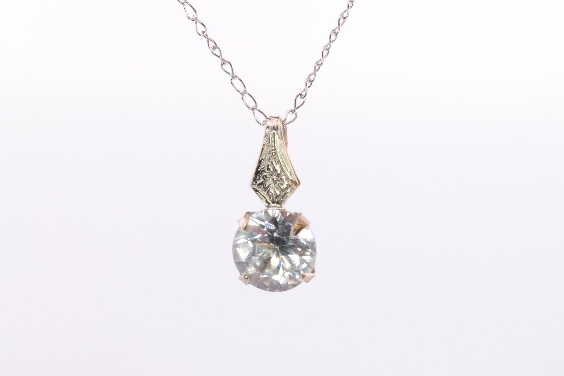 14k CZ Drop Solitaire pendant and 14k cable necklace. st(60)