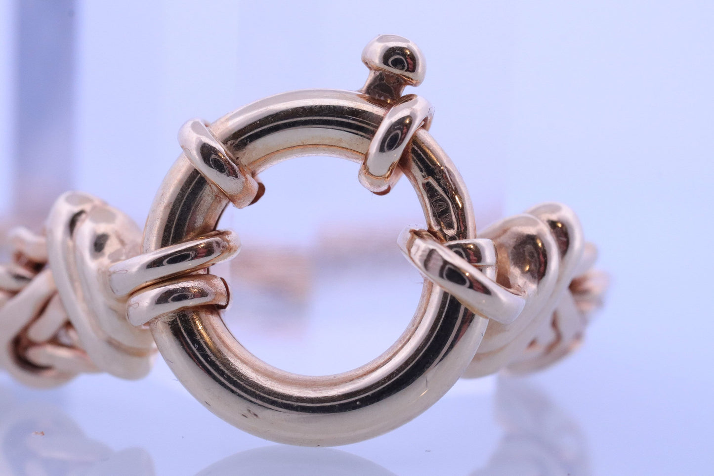Heavy 14k Byzantine Necklace. 19.3grams 17in length. Flattened Byzantine Necklace. 14k yellow gold ITALY. stock (726)