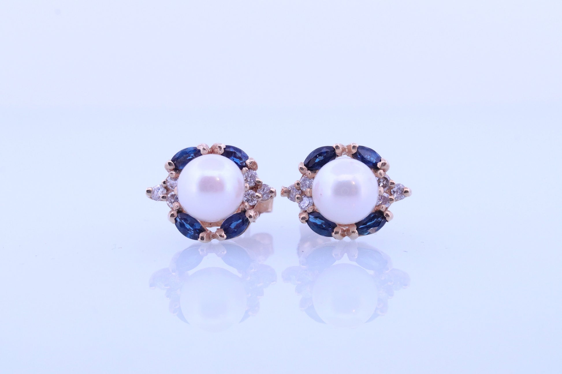 14k Pearl Diamond Sapphire stud earrings. Halo Pearl Diamond Blue Sapphire Elegant and Dainty Pearl diamond studs. st(61)