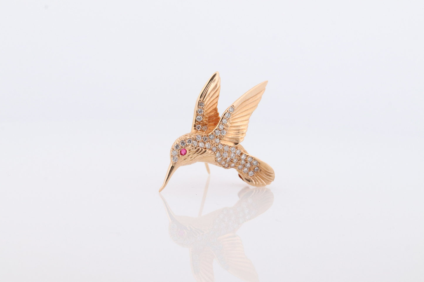 14k Hummingbird with Diamonds Ruby. Ballou & Co Bird Brooch Diamond encrusted with ruby eyes. BAB. st(237)