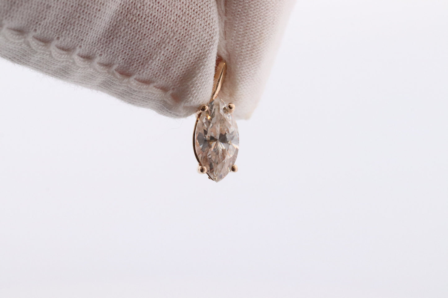 14k Diamond(CZ) Solitaire Pendant. 14k gold Diamond(CZ) marquise pendant Gift. st(42)