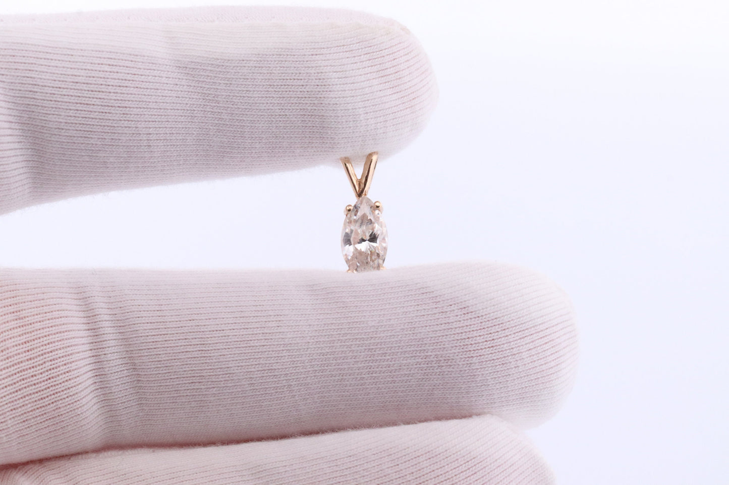 14k Diamond(CZ) Solitaire Pendant. 14k gold Diamond(CZ) marquise pendant Gift. st(42)