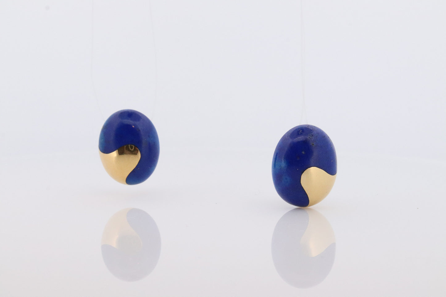 18k Tiffany and Co. Earrings. 18k Yellow Gold Lapis Lazuli Earrings. Blue Lapis Ying Yang Non Pierced Clip on Omega Clips. st(10-06)