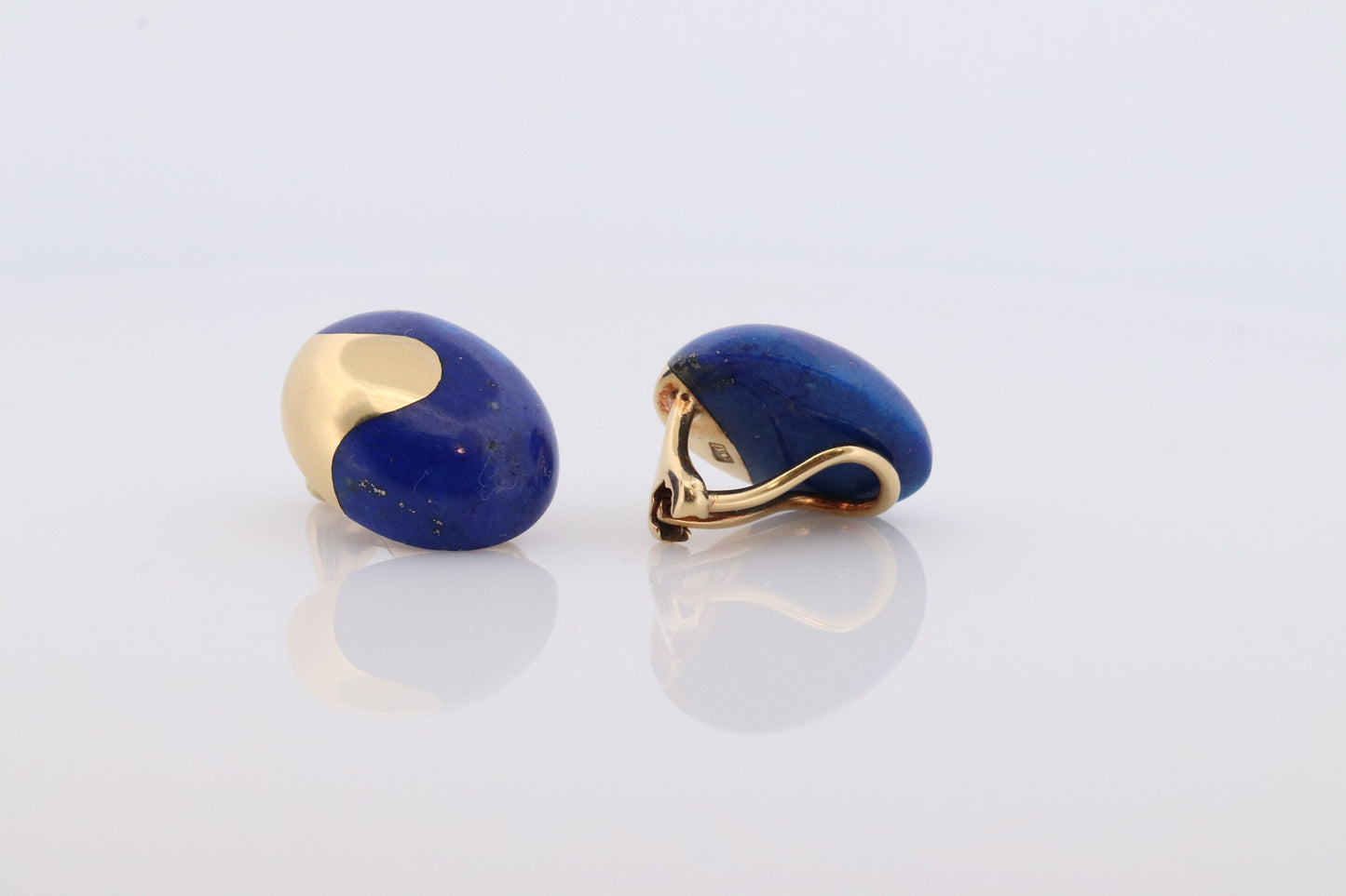18k Tiffany and Co. Earrings. 18k Yellow Gold Lapis Lazuli Earrings. Blue Lapis Ying Yang Non Pierced Clip on Omega Clips. st(10-06)