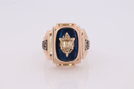 1969 Wyomissing High School Class Graduation ring. 10k Gold with oval Topaz glass solitaire. SCHWEMMER Made st(62)