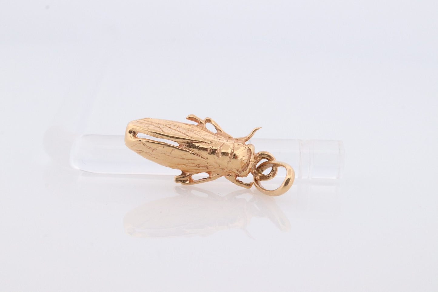 18k FLY Pendant. 18k Solid Yellow gold Fly Insect Charm. st(94)