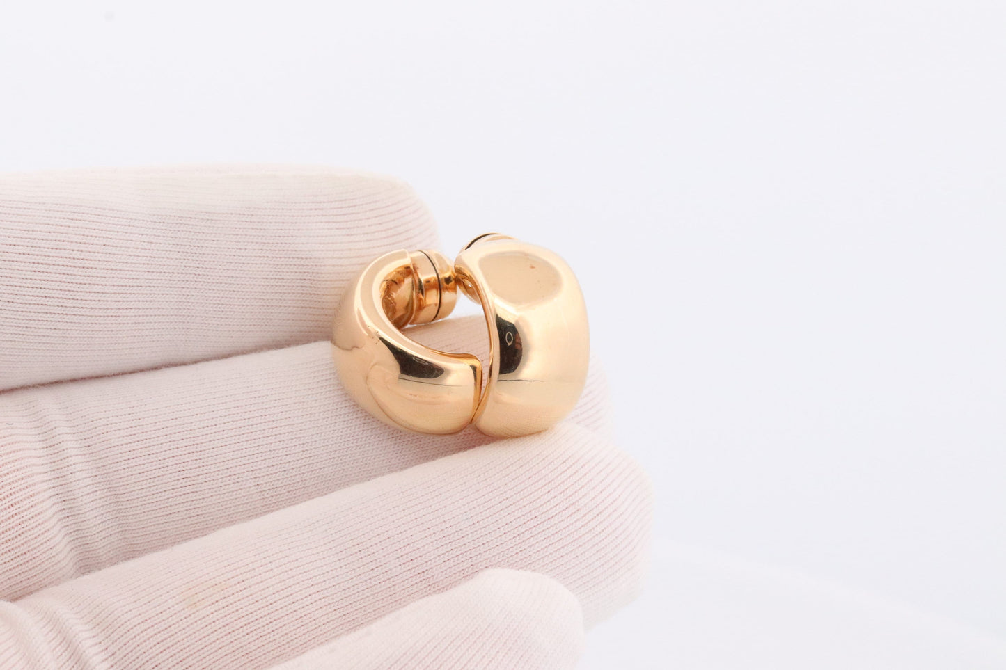 14k Gold Puffed Hollow HOOP Clip On Earrings. Large HOOP earrings Magnetic Hoops for Unpierced Ears. Wide Hoops. st72