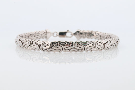 14k Byzantine Bracelet. 14k White Gold Wide Flattened Flat Byzantine Bracelet. 9.7grams 7mm wide. Israel
