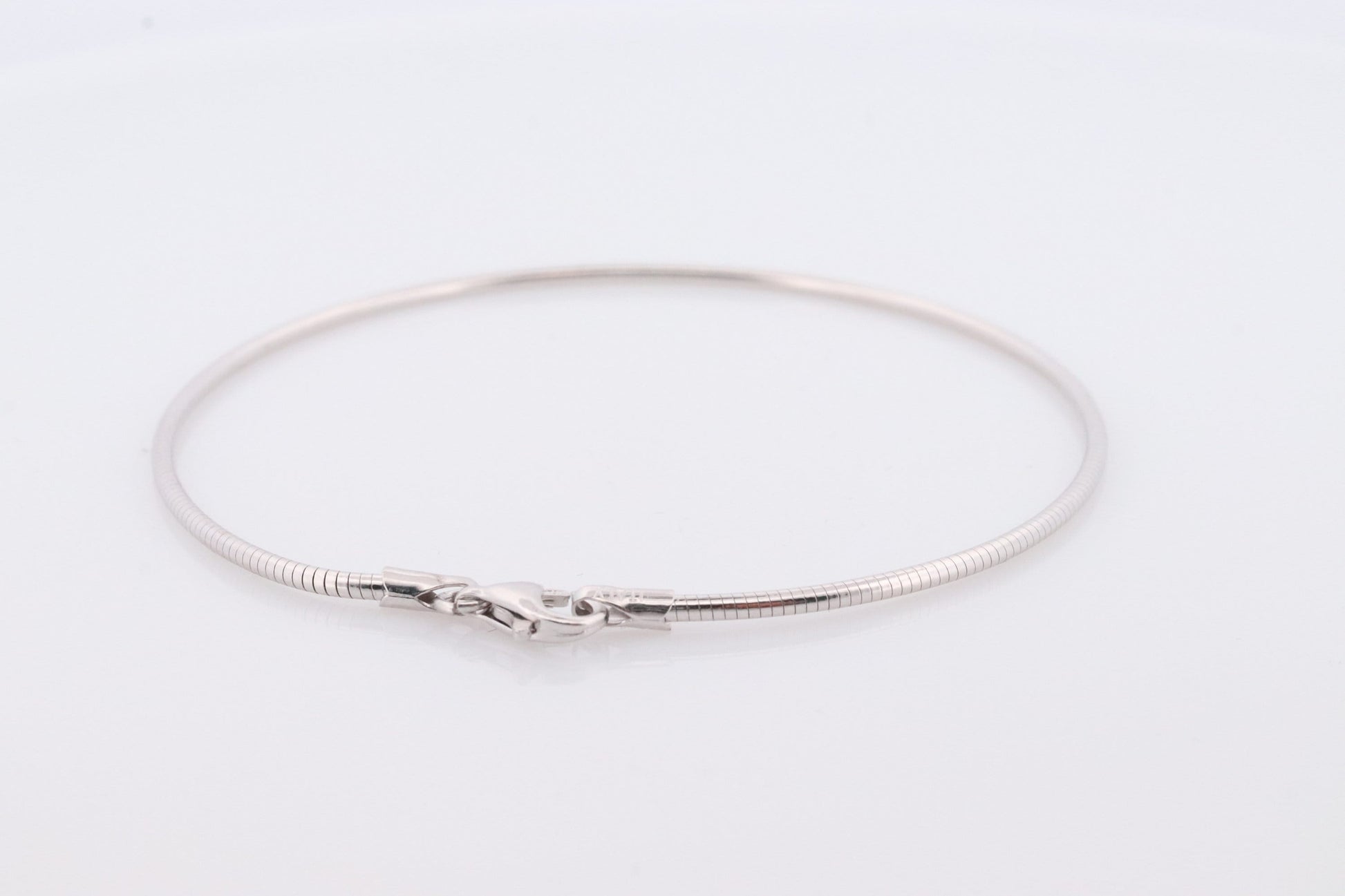 18k Snake Chain Bracelet. 18k White gold Omega chain. MILOR Italy Bracelet One of a kind. Snake Link Omega Bracelet