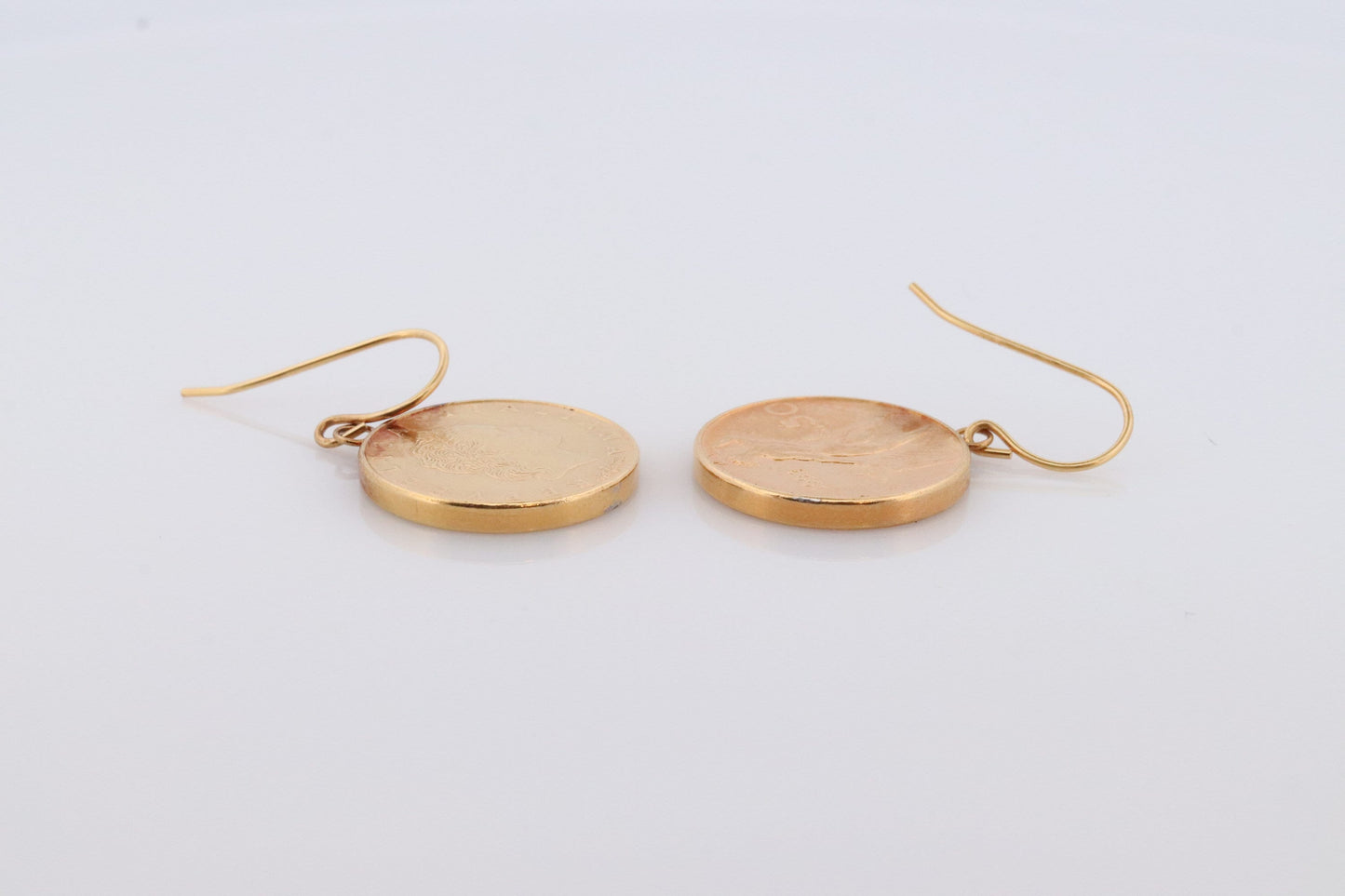 14k Coin Dangle earrings. 14k 50 Lire Italian Republic 1991 Coin bezel set Charm Earrings. st(38)