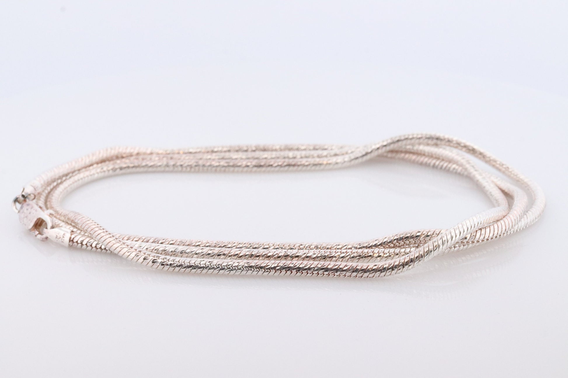 Sterling Silver Omega Snake Necklace. 925 Round Omega Snake Chain Heavy 45g 3mm width and 32in length