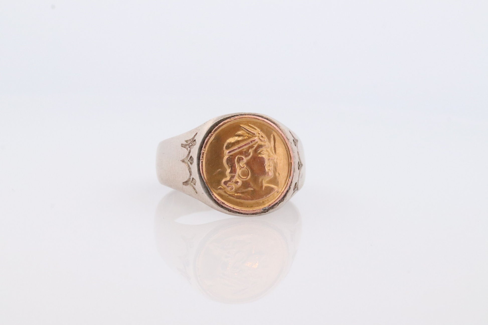 18k Heavy Signet ring. Aztec Mayan or Inca with Warrior Head Chief Bust. 18k Embossed coin Sterling Silver band