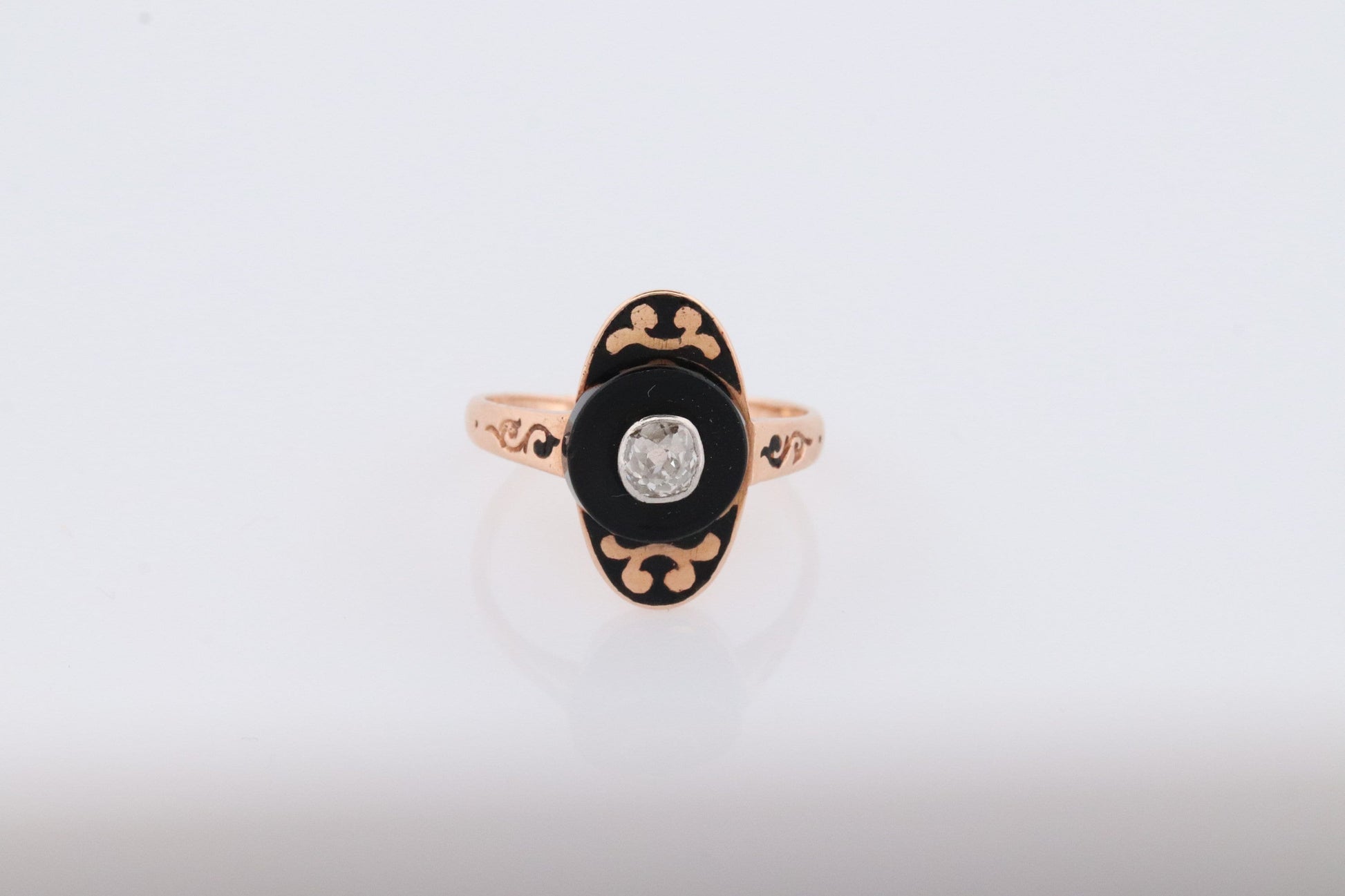 Antique Onyx and Diamond Ring. 14k Yellow Gold Onyx and Old Mine cut Diamond ring. Mourning Victorian Antique ring. Enamel Design.
