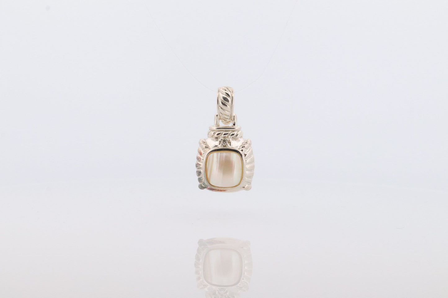 Authentic Judith Ripka Sterling Silver Pendant. Judith Ripka 925 Silver MOP Mother of Pearl Charm (30)
