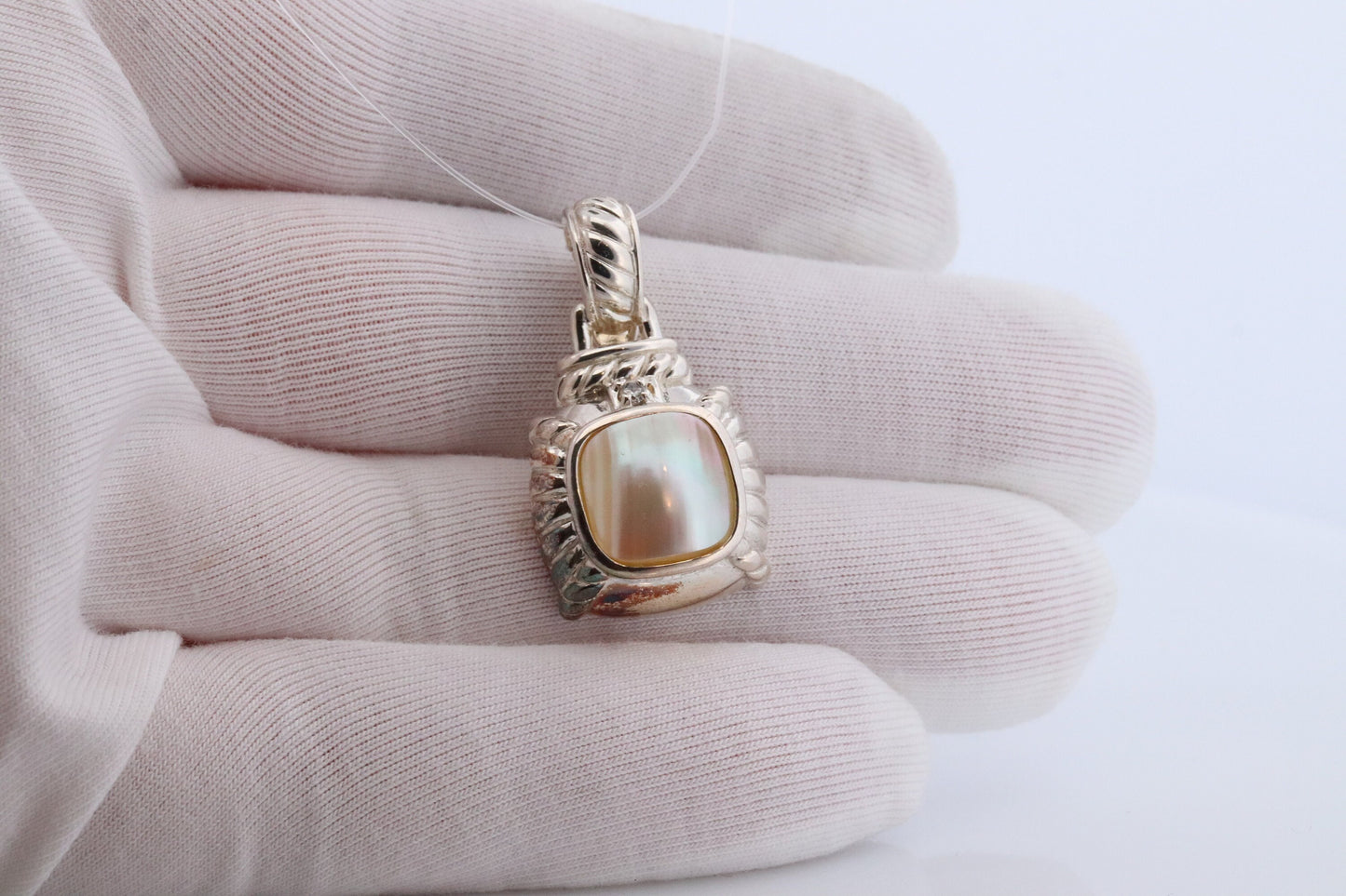 Authentic Judith Ripka Sterling Silver Pendant. Judith Ripka 925 Silver MOP Mother of Pearl Charm (30)