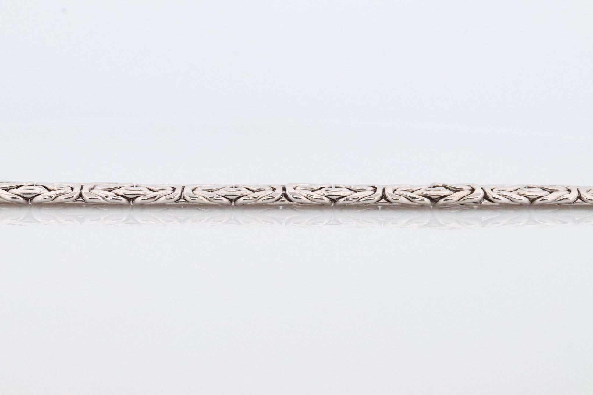 14k Byzantine Bracelet. 14k White Gold Wide Flattened Flat Byzantine Bracelet. 9.7grams 7mm wide. Israel