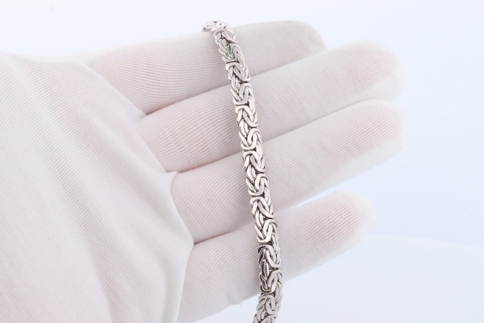 14k Byzantine Bracelet. 14k White Gold Wide Flattened Flat Byzantine Bracelet. 9.7grams 7mm wide. Israel