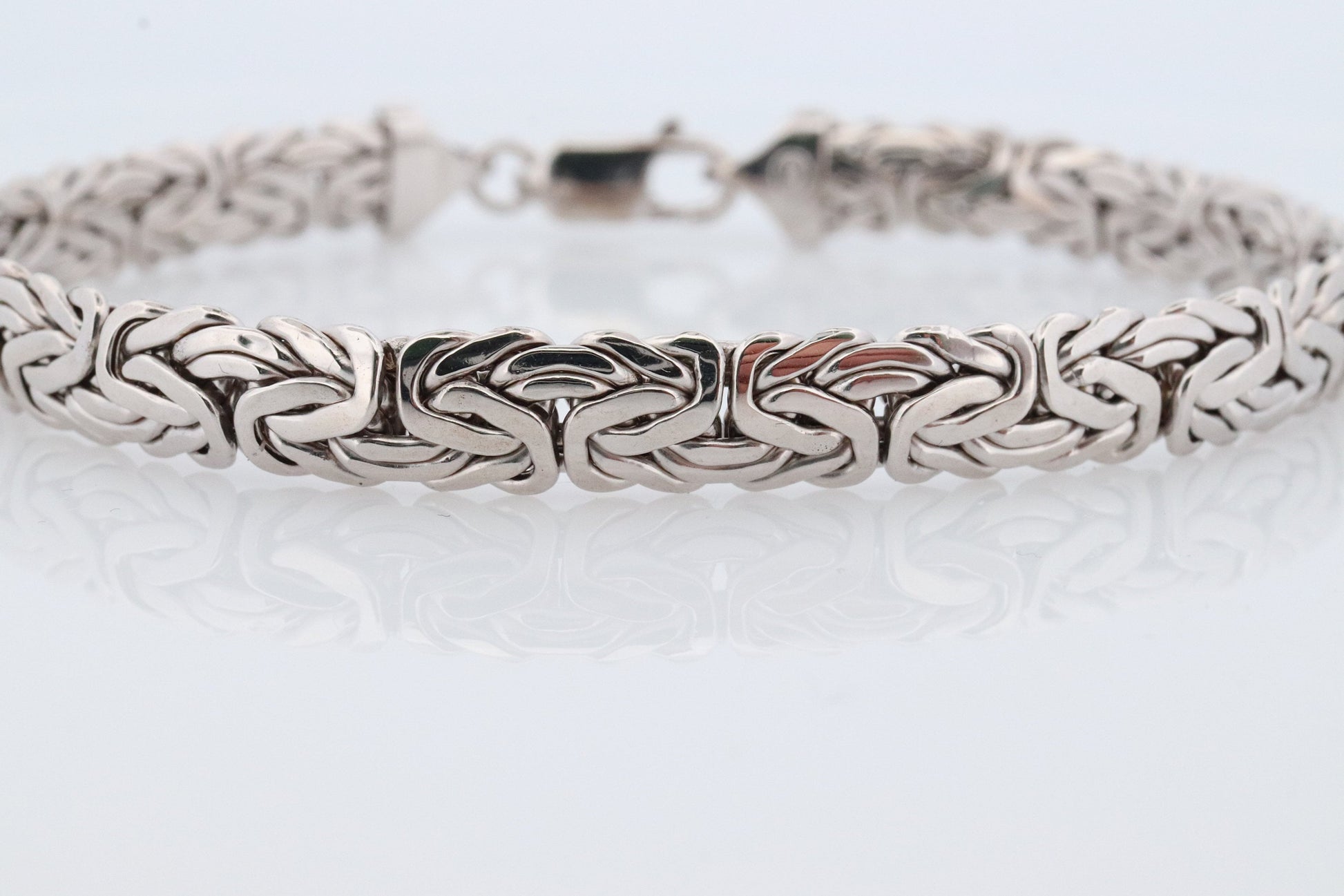 14k Byzantine Bracelet. 14k White Gold Wide Flattened Flat Byzantine Bracelet. 9.7grams 7mm wide. Israel