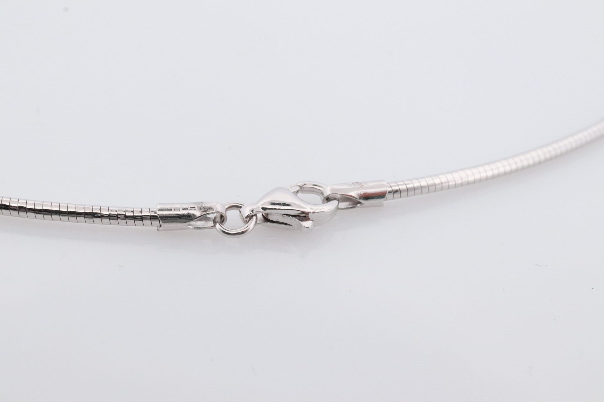 18k Round Omega Necklace. 18k White White Gold OMEGA Snake chain Necklace. MILOR 1.5mm 16in length. Choker Collar necklace.