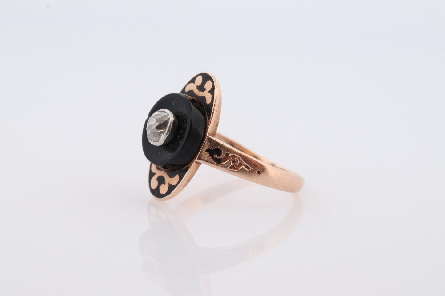 Antique Onyx and Diamond Ring. 14k Yellow Gold Onyx and Old Mine cut Diamond ring. Mourning Victorian Antique ring. Enamel Design.
