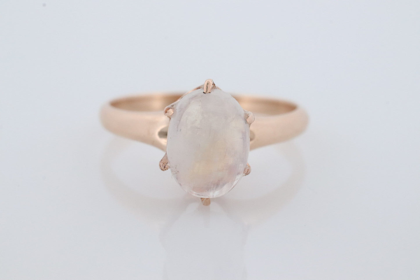 10k Victorian MOONSTONE Claw set ring. Opaque Moonstone ring. Oval Cabochon Moonstone. Rainbow Moonstone.