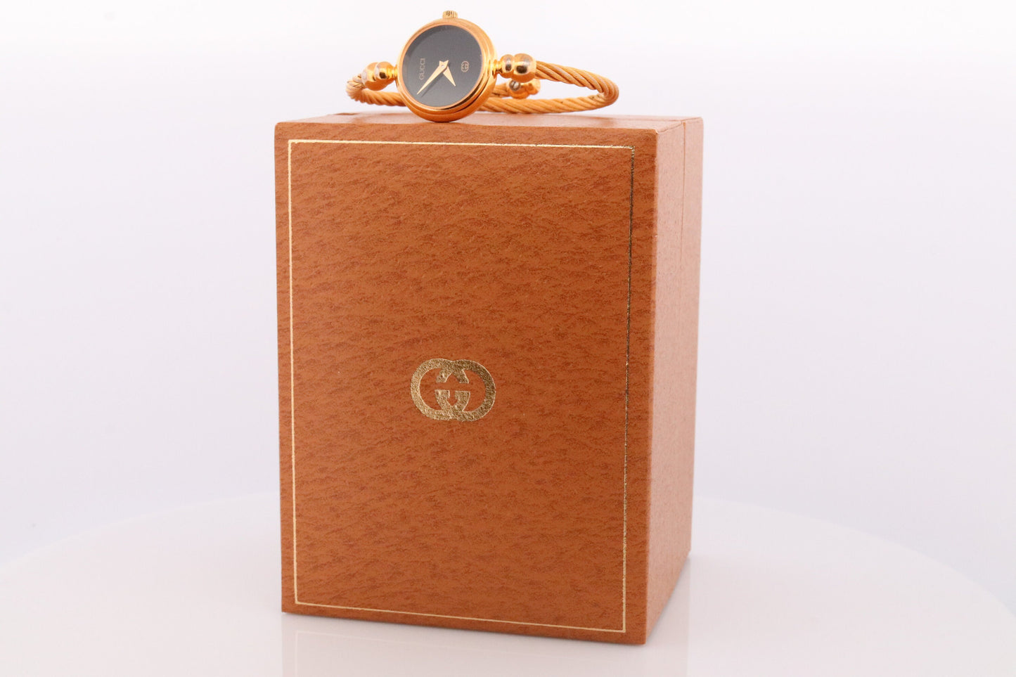 Vintage GUCCI 2700 Quartz Watch Timepiece. Gucci Black Face Gold Tone Bangle Wrist Watch Ladies. Original Paperwork / Box