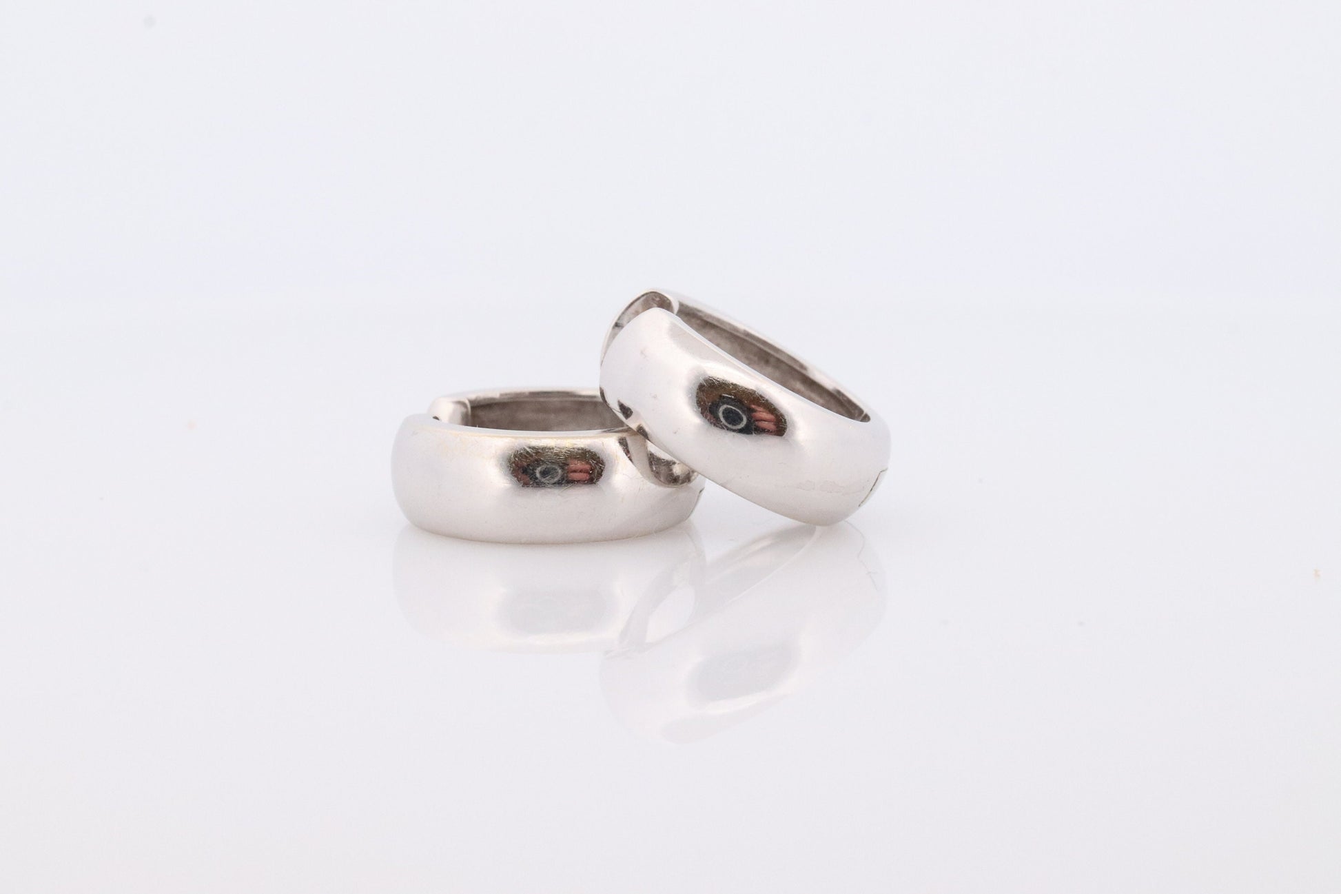 14k Gold Rounded HOOP Earrings. Heavy 6.8g Hoop Gloss earrings. Huggies Wide Polished White Gold Earrings. Huggie Hinged Earrings.