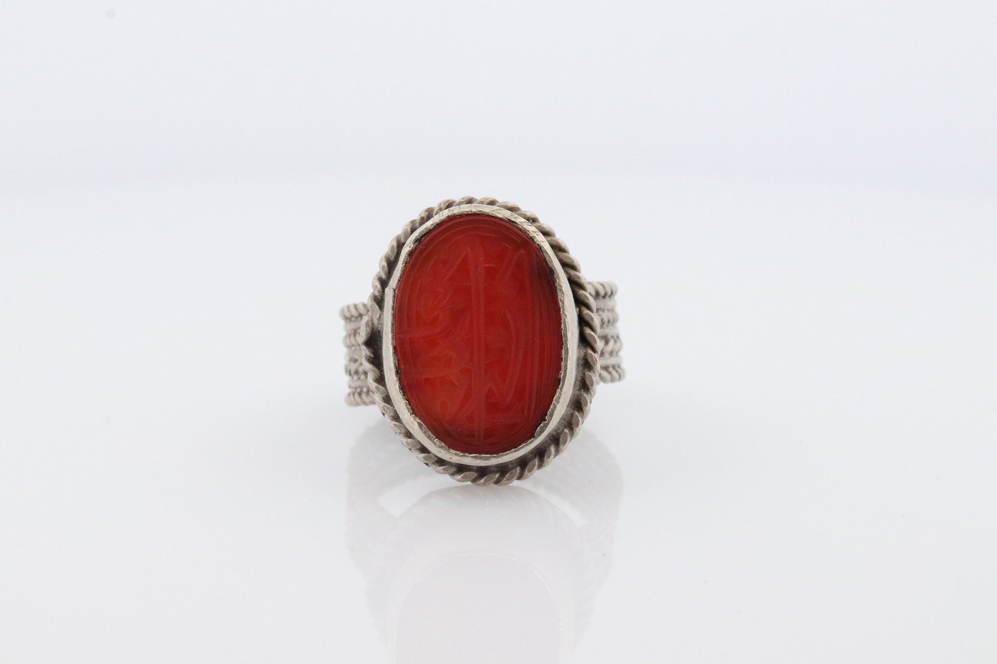 Sterling Silver Carnelian Intaglio Engraved Ring. HANDMADE Bezel set. st(23/11)