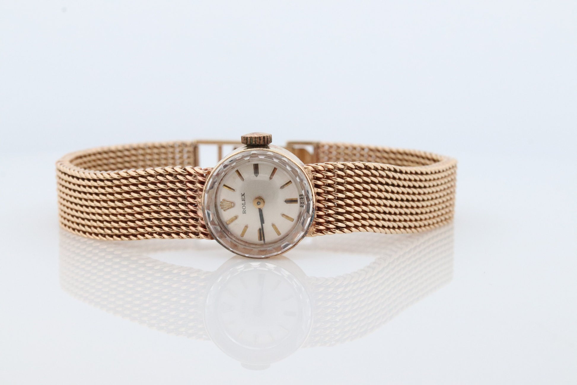 14k Rolex Women's Cocktail Watch. 14k Orchid Rolex with Yellows Gold Bracelet. 1400 Ladies Rolex Watch. Full Gold Rolex round wristwatch.
