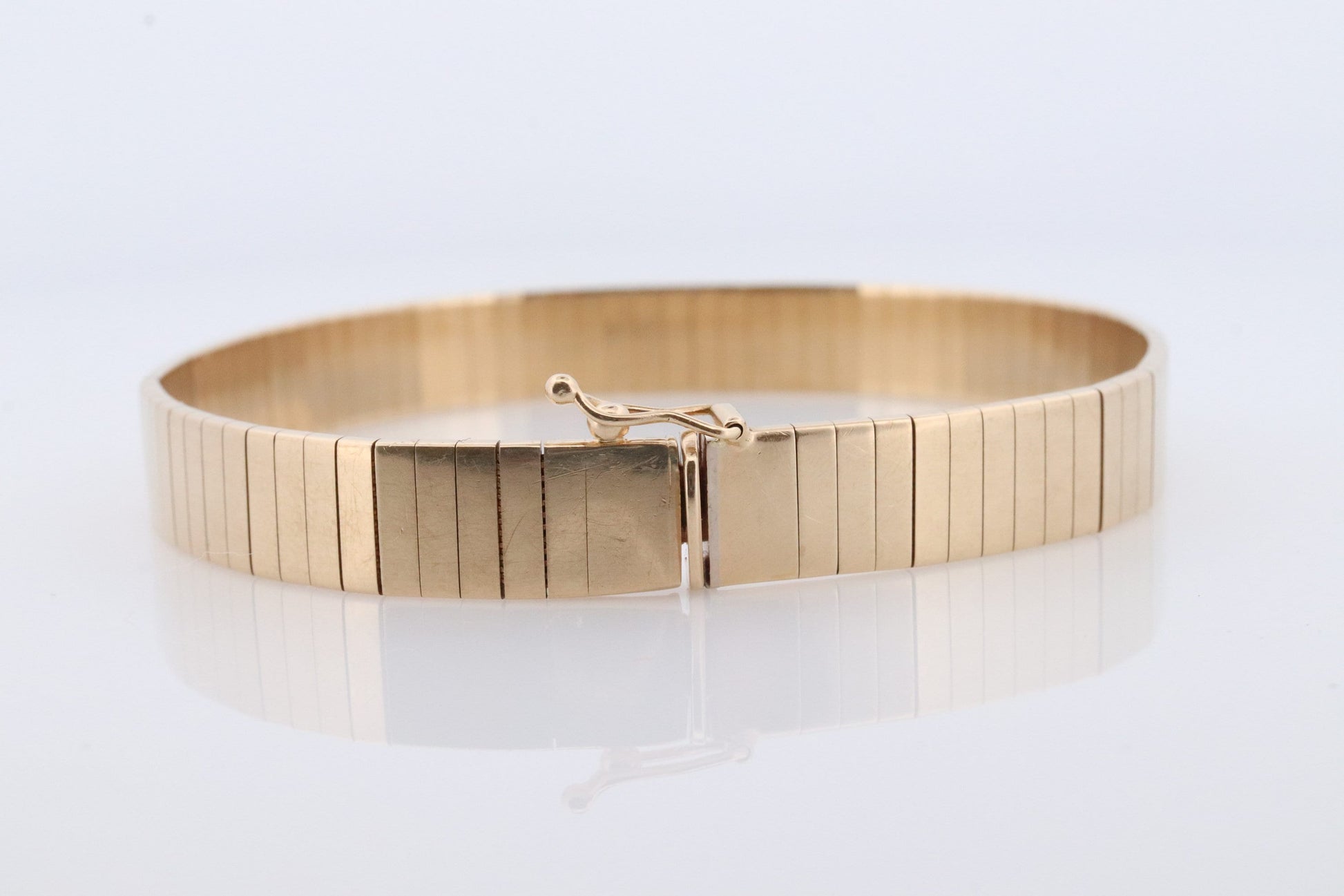 14k Wide Omega Bracelet. Italian Made 14k Yellow Gold Omega Snake Bracelet. High Quality bracelet 20.5g 8mm wide
