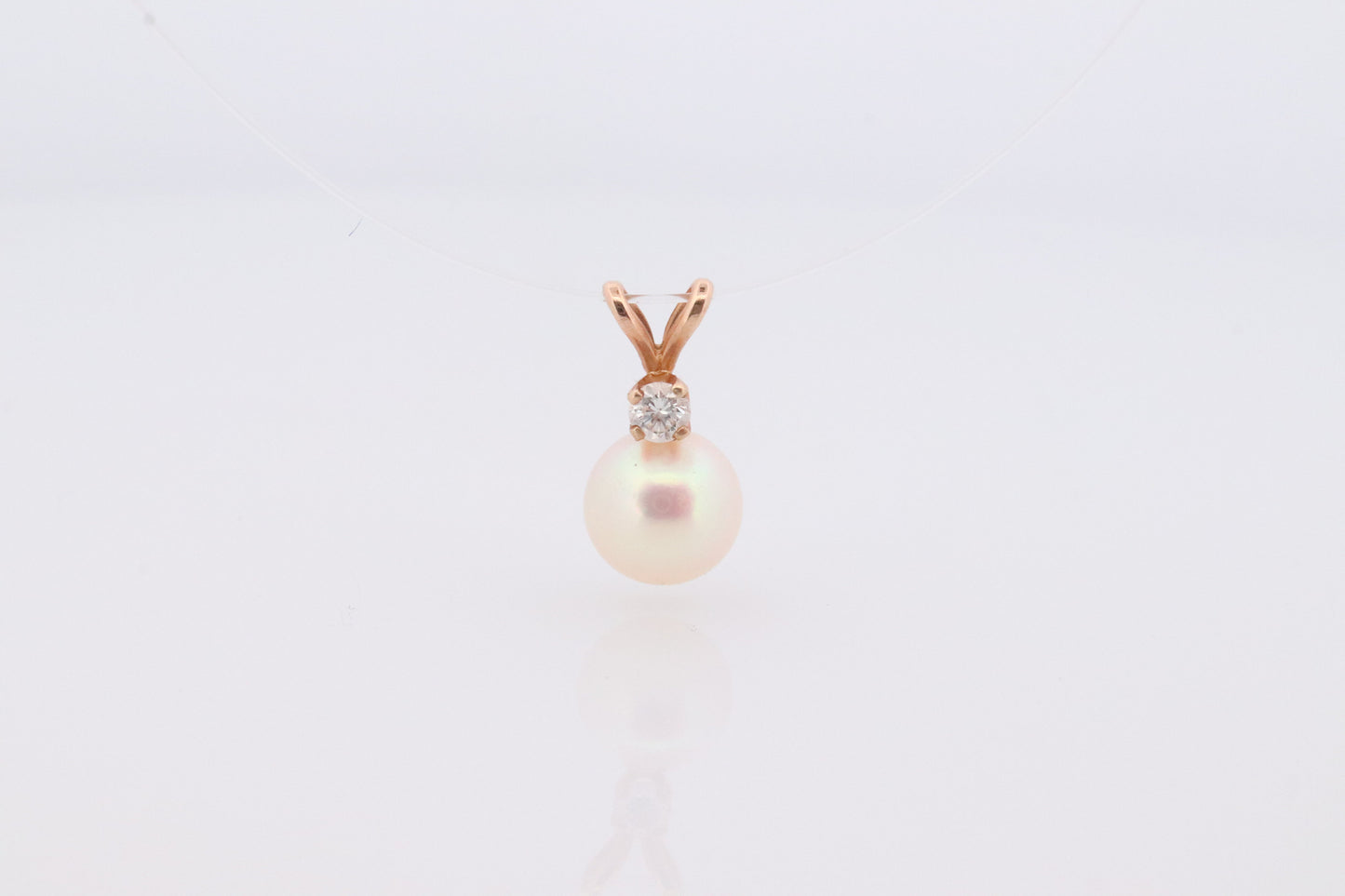 Pearl diamond pendant. 10k Dangle Pearl pendant (st44)