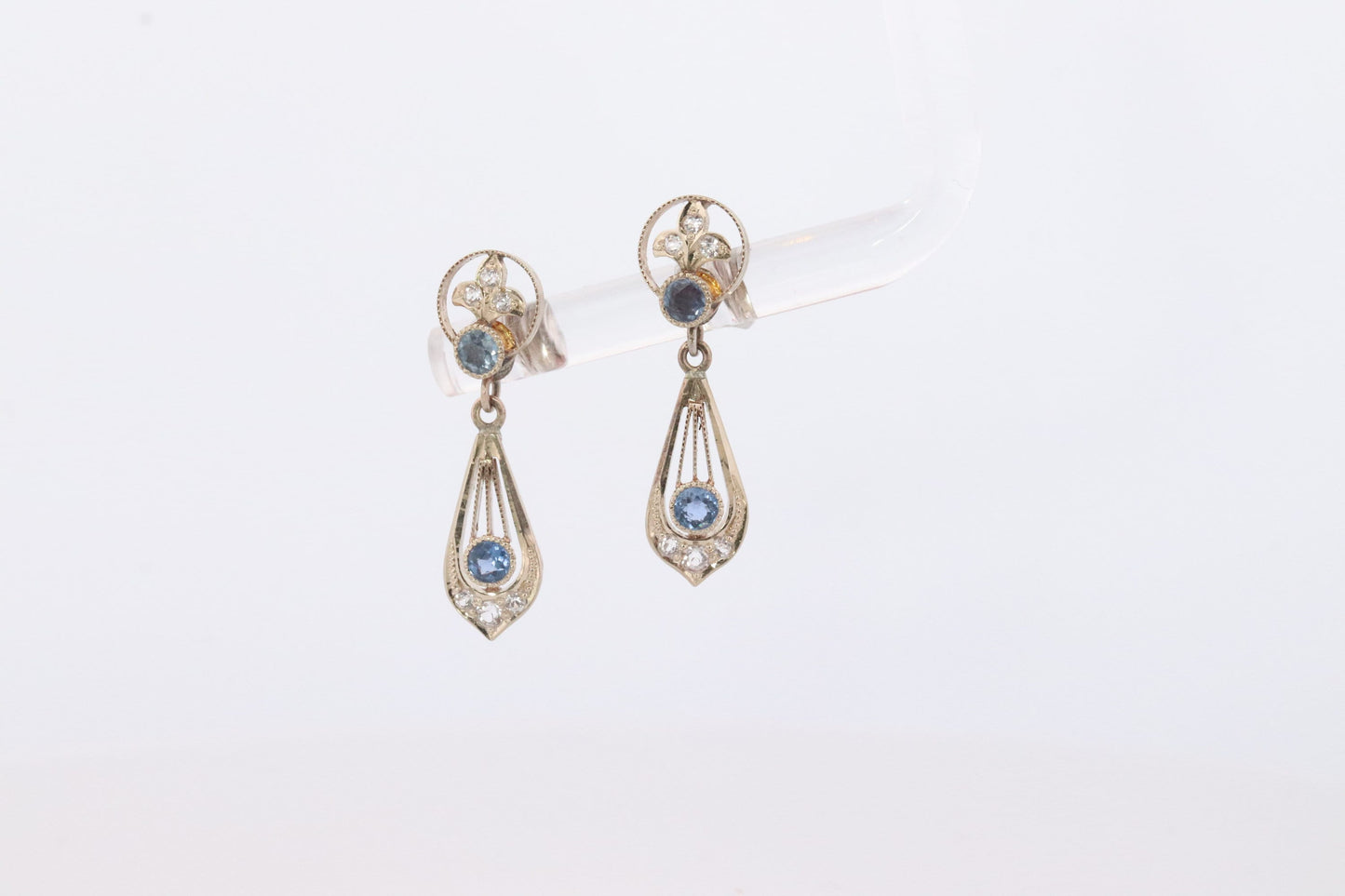 Antique 14k Blue Sapphire Dangle earrings. Blue Sapphire Princess Earrings. 14k Chandelier Earrings. Lavalier