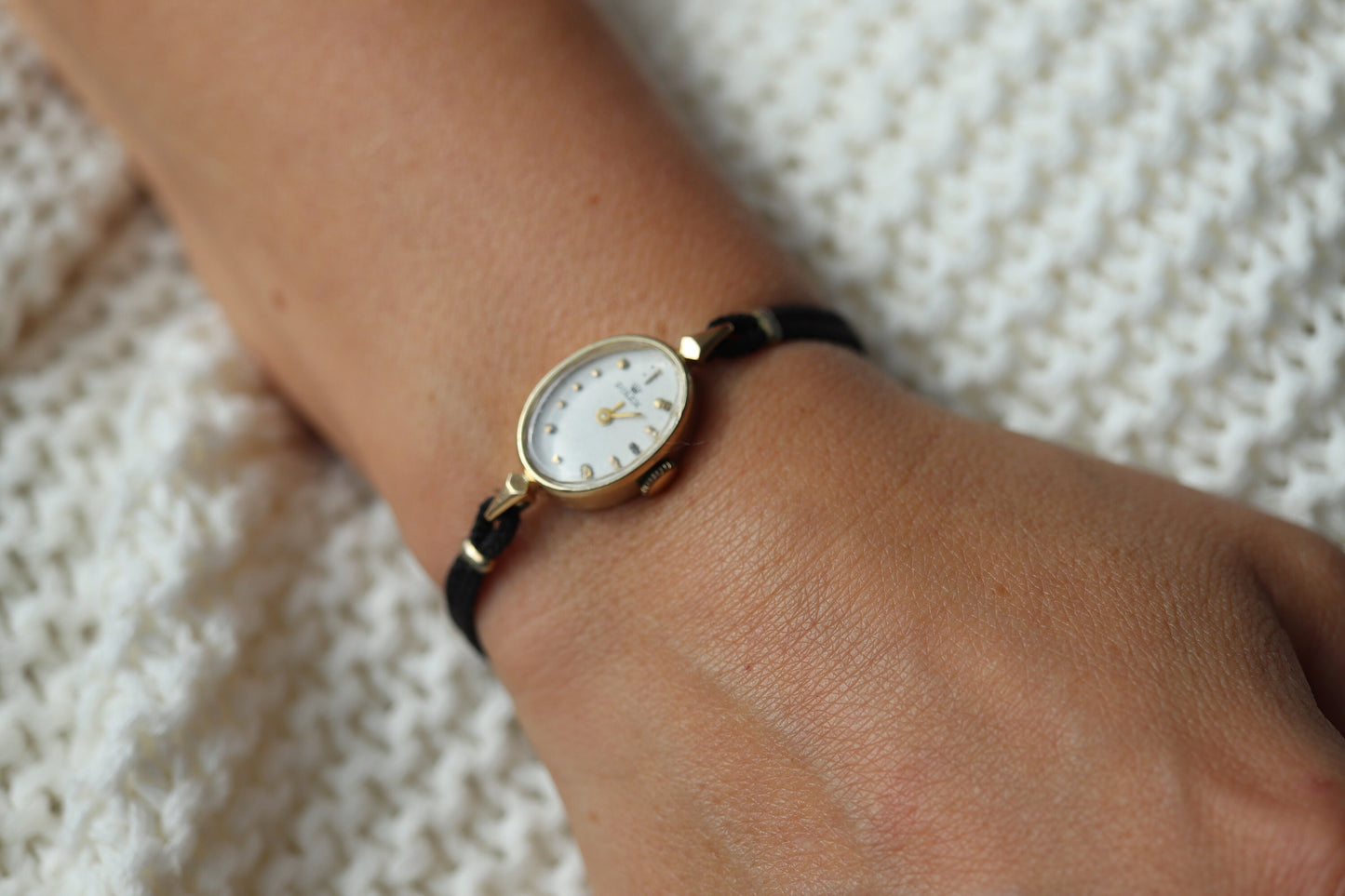 14k Rolex Womens Cocktail Watch. 14k gold Manual Windup. 1950s Ladies Rolex Cable Watch. Rolex Cord wristwatch.
