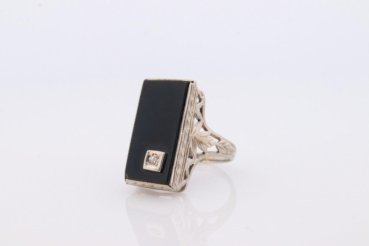 Art Deco Onyx and Diamond Ring. 14k Yellow Gold Rectangle Onyx and Diamond ring. Mourning ring. Filigree white gold.