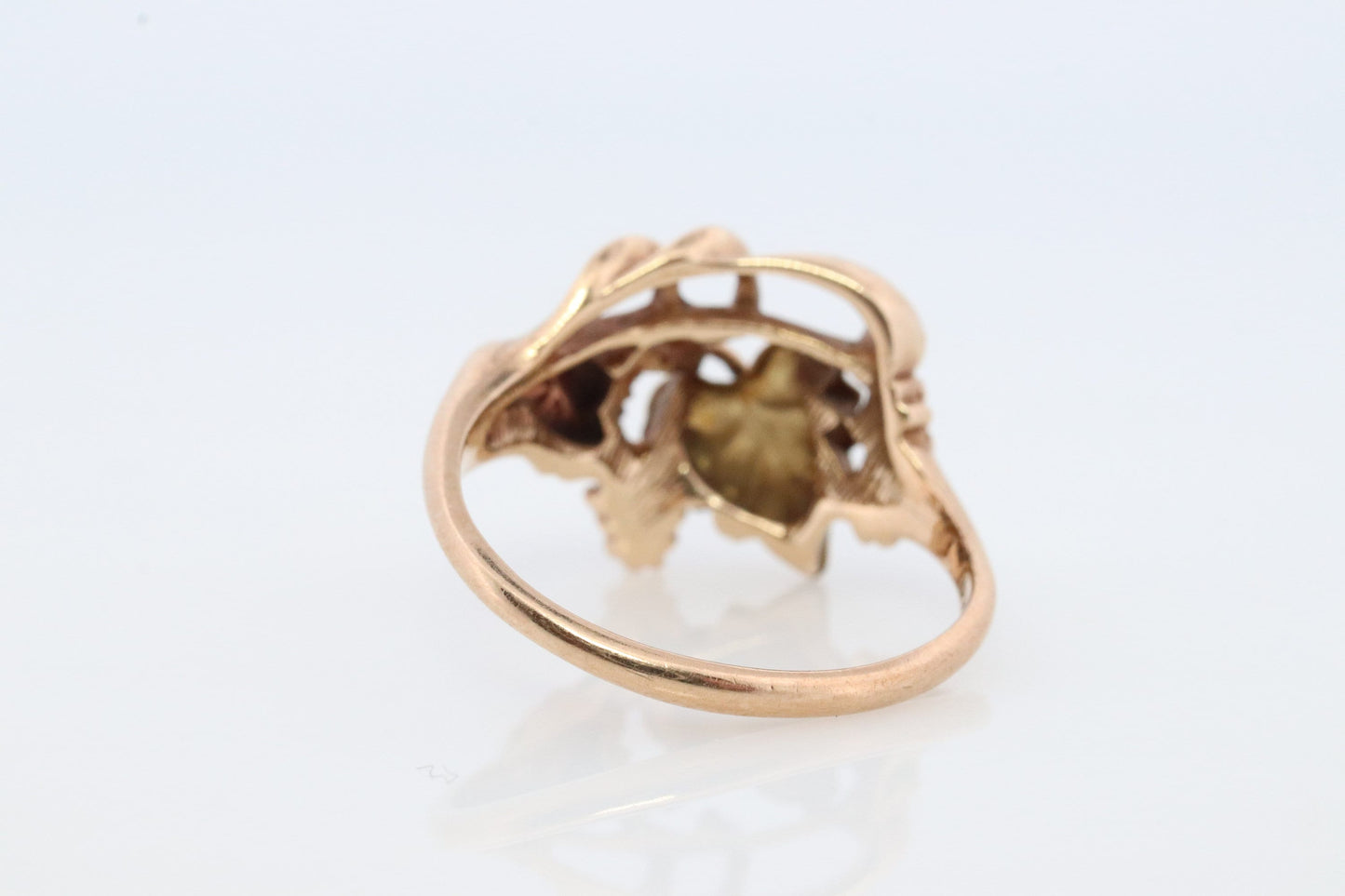 Black Hills Gold Ring. 10k Black Hills Gold wedding band. Vintage Black Hills gold. size 6.75